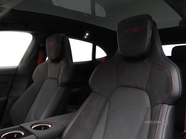 Used Porsche Taycan 2025 for sale - 78059264: Photo 14