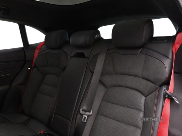 Used Porsche Taycan 2025 for sale - 78059264: Photo 18