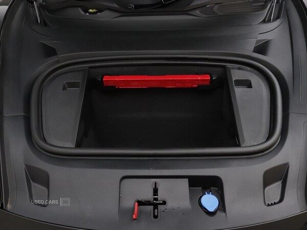 Used Porsche Taycan 2025 for sale - 78059264: Photo 26