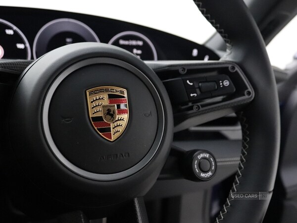 Used Porsche Taycan 2025 for sale - 75233438: Photo 12