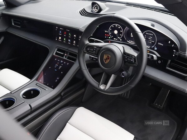 Used Porsche Taycan 2025 for sale - 75233438: Photo 9