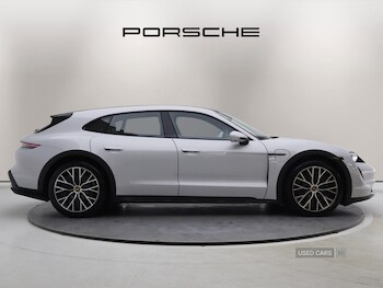 Used Porsche Taycan 2023 for sale - 76500315: Photo