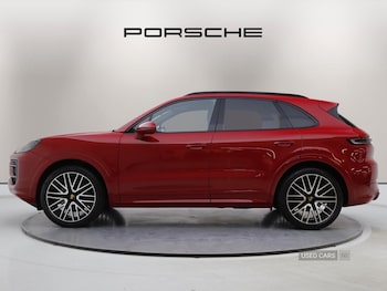 Used Porsche Cayenne 2024 for sale - 78302401: Photo