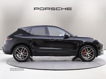 Used Porsche Macan 2023 for sale - 75378605: Photo