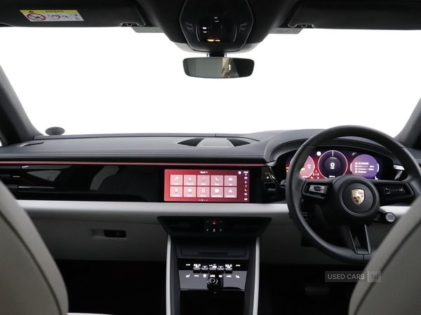Used Porsche Macan 2025 for sale - 76410038: Photo 17