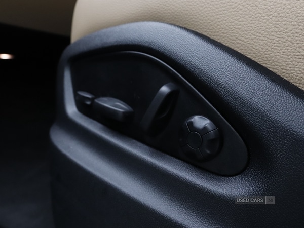 Used Porsche Cayenne 2025 for sale - 78136603: Photo 31