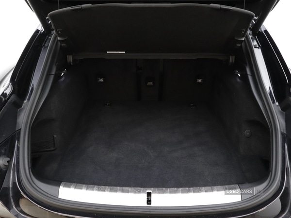 Used Porsche Taycan 2021 for sale - 77784889: Photo 19