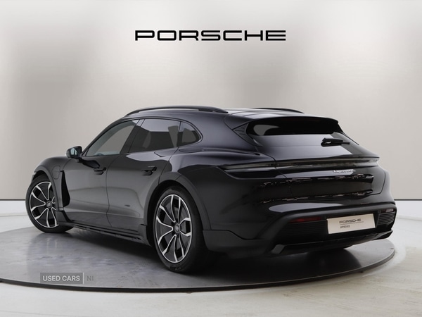 Used Porsche Taycan 2021 for sale - 77784889: Photo 2