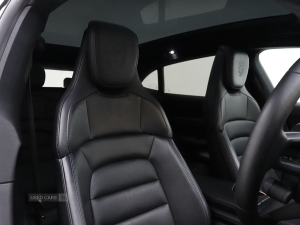 Used Porsche Taycan 2021 for sale - 77784889: Photo 26