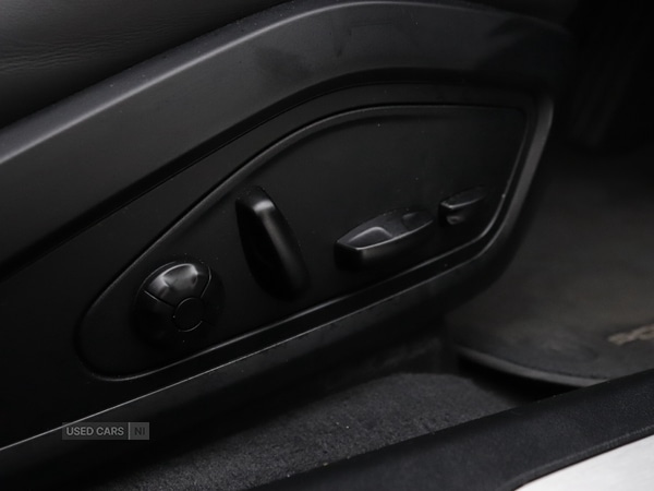 Used Porsche Taycan 2021 for sale - 77784889: Photo 30