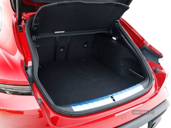 Used Porsche Taycan 2025 for sale - 77121152: Photo 19