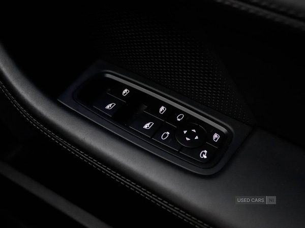 Used Porsche Taycan 2025 for sale - 77121152: Photo 46