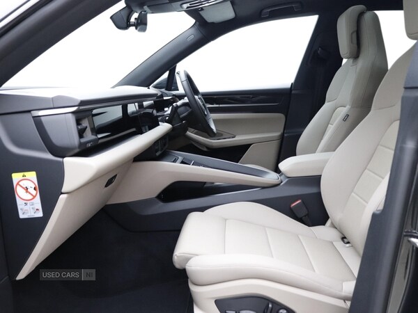 Used Porsche Macan 2025 for sale - 75733084: Photo 13