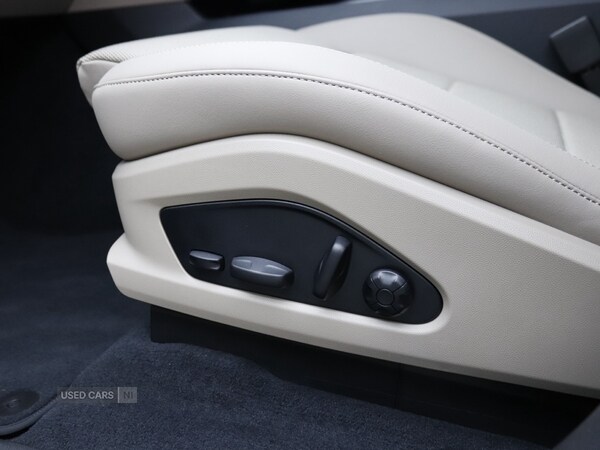 Used Porsche Macan 2025 for sale - 75733084: Photo 32
