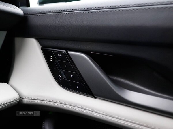 Used Porsche Macan 2025 for sale - 75733084: Photo 66