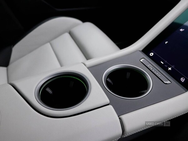 Used Porsche Macan 2025 for sale - 75733084: Photo 76