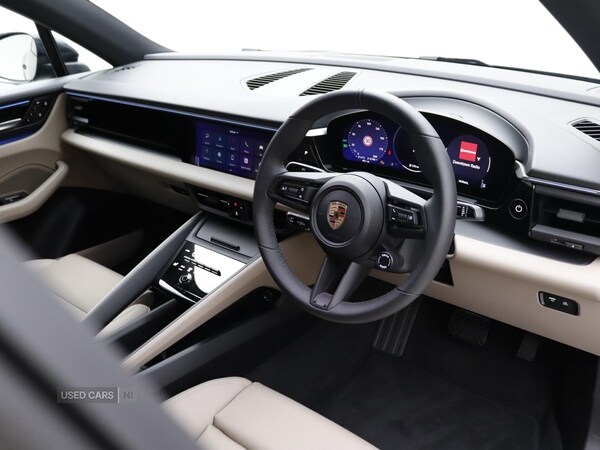 Used Porsche Macan 2025 for sale - 75733084: Photo 9