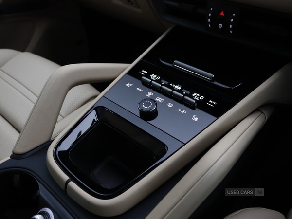 Used Porsche Cayenne 2024 for sale - 77217955: Photo 34