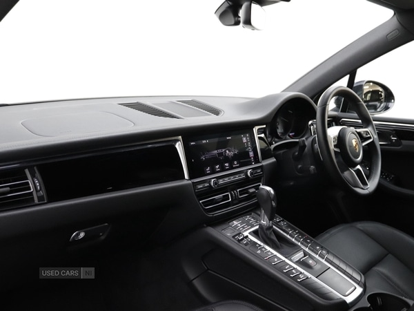 Used Porsche Macan 2021 for sale - 76338178: Photo 13