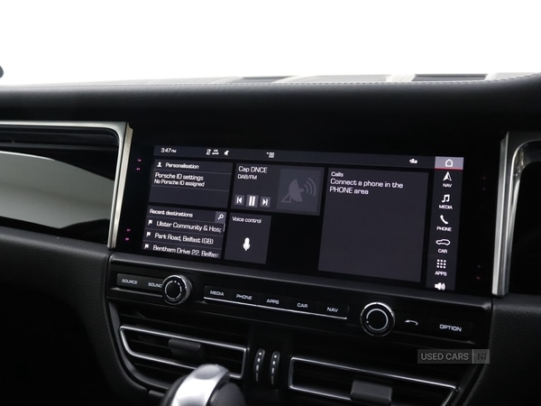 Used Porsche Macan 2021 for sale - 76338178: Photo 30