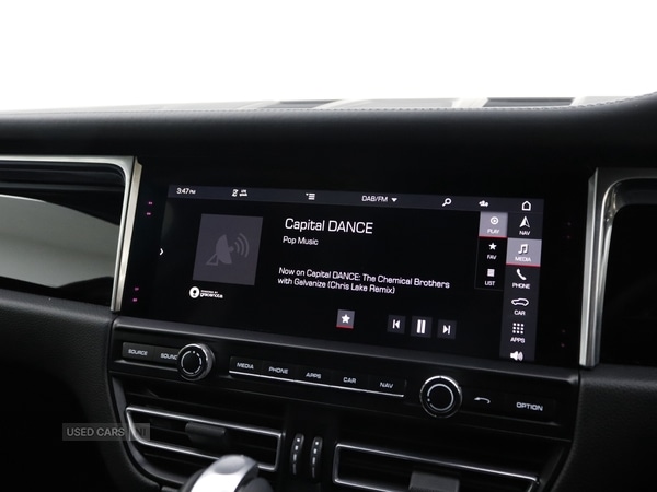 Used Porsche Macan 2021 for sale - 76338178: Photo 32