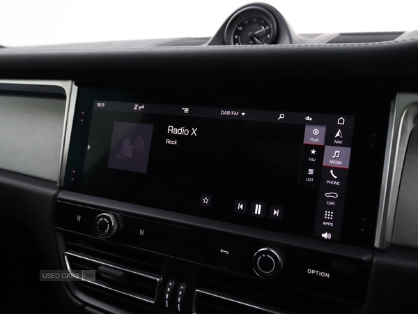 Used Porsche Macan 2022 for sale - 77132343: Photo 32