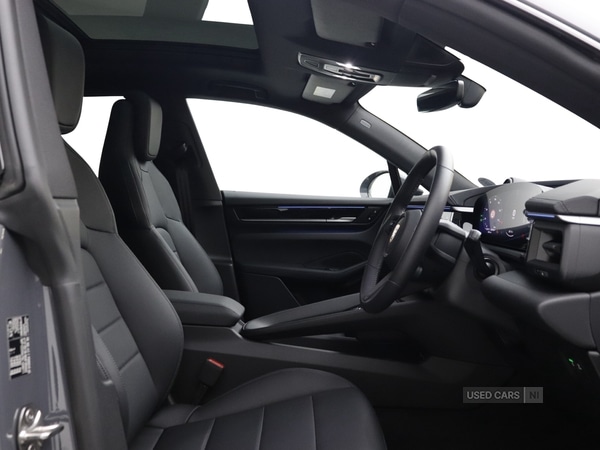 Used Porsche Macan 2025 for sale - 76936937: Photo 10