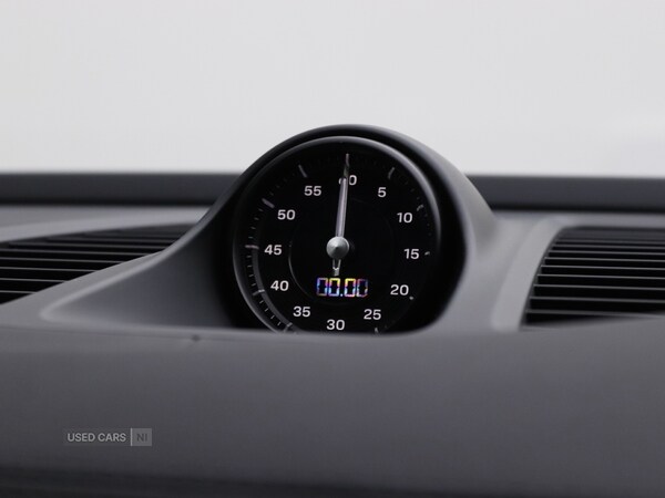 Used Porsche Macan 2025 for sale - 76936937: Photo 16