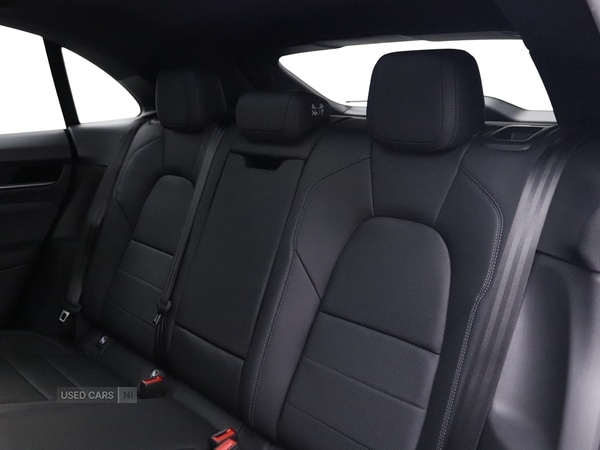 Used Porsche Macan 2025 for sale - 76936937: Photo 17