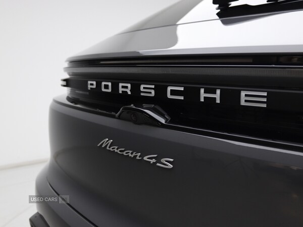 Used Porsche Macan 2025 for sale - 76936937: Photo 22