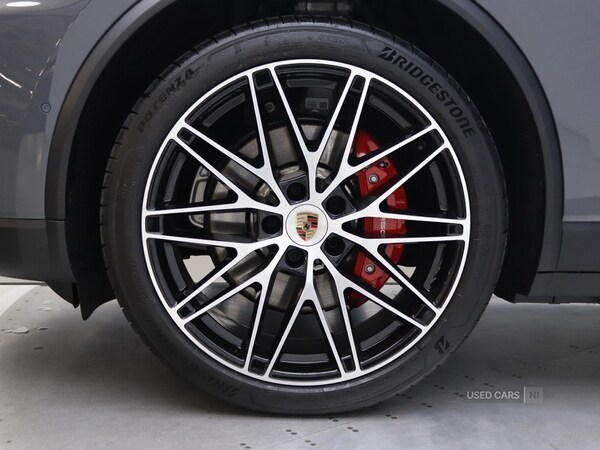 Used Porsche Macan 2025 for sale - 76936937: Photo 8