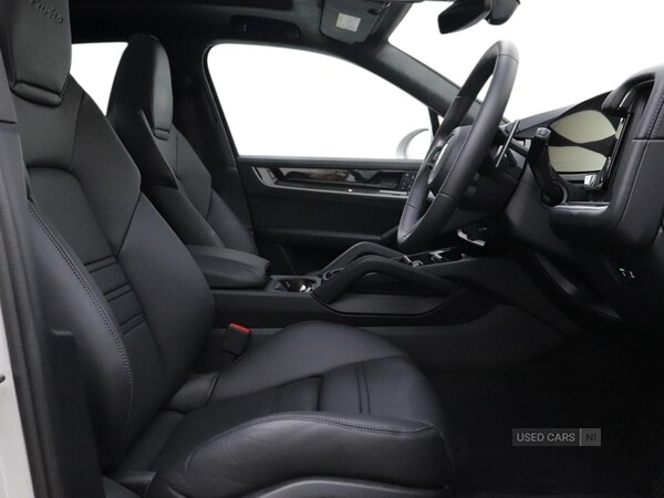 Used Porsche Cayenne 2025 for sale - 76338225: Photo 10