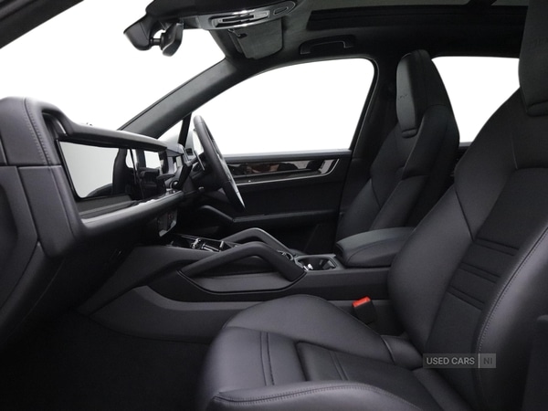 Used Porsche Cayenne 2025 for sale - 76338225: Photo 13