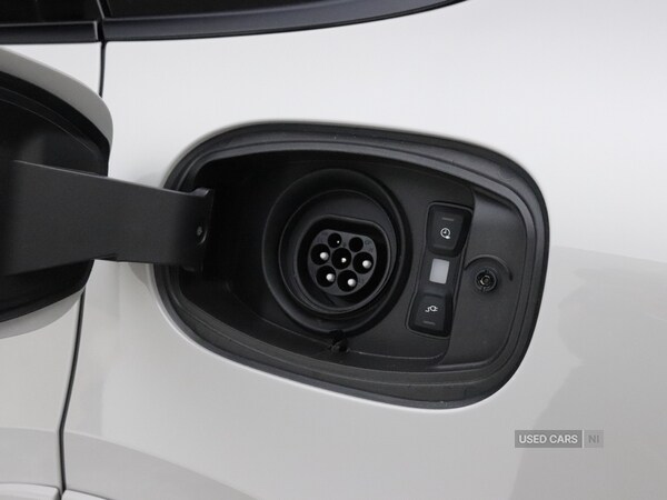 Used Porsche Cayenne 2025 for sale - 76338225: Photo 38