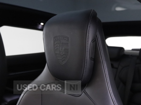 Used Porsche Taycan 2021 for sale - 77978723: Photo 15