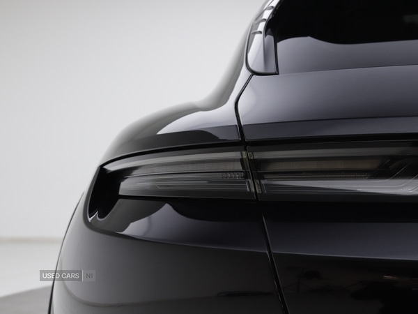 Used Porsche Taycan 2021 for sale - 77978723: Photo 21