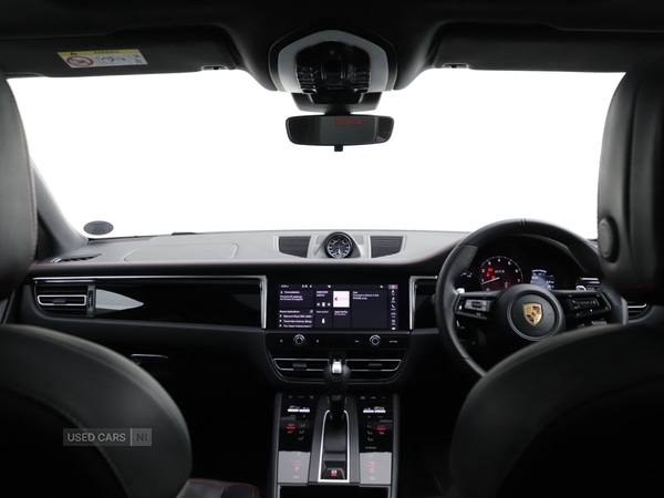 Used Porsche Macan 2023 for sale - 76621230: Photo 30