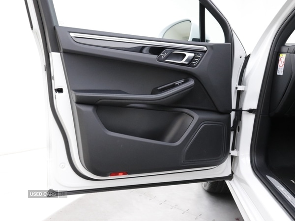 Used Porsche Macan 2018 for sale - 76744000: Photo 28