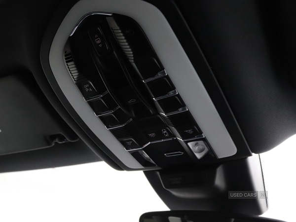 Used Porsche Macan 2018 for sale - 76744000: Photo 37