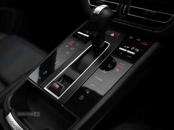 Used Porsche Macan 2023 for sale - 77538780: Photo 12