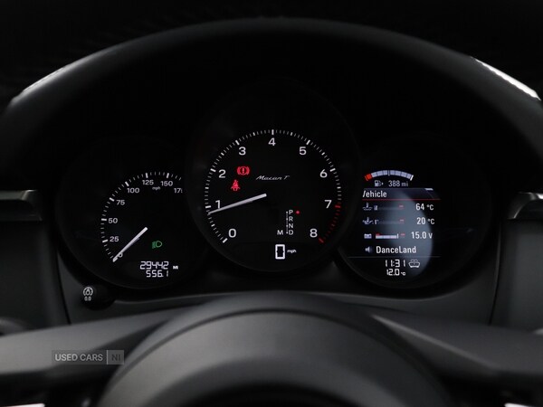 Used Porsche Macan 2023 for sale - 77538780: Photo 16