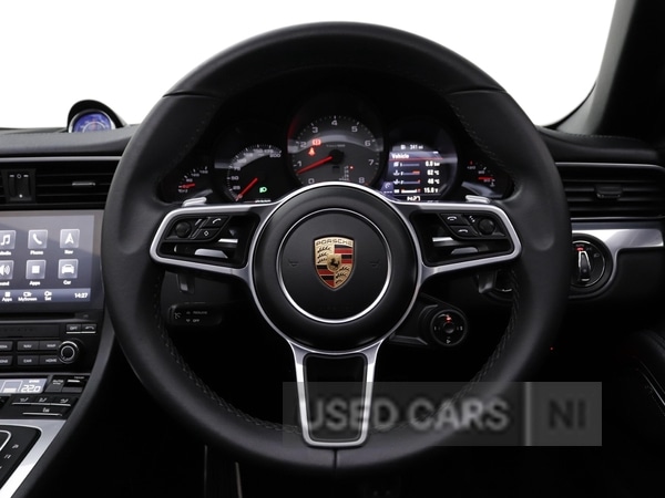 Used Porsche 911 2018 for sale - 77565264: Photo 11