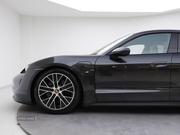 Used Porsche Taycan 2022 for sale - 76372076: Photo 25