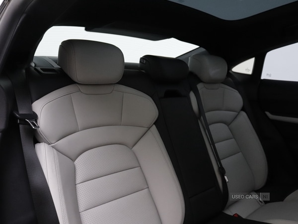 Used Porsche Taycan 2022 for sale - 76372076: Photo 31