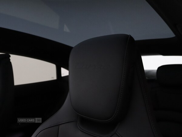 Used Porsche Taycan 2023 for sale - 76228469: Photo 15