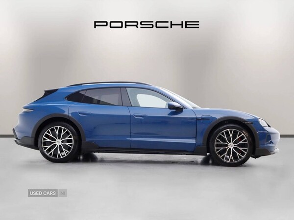 Used Porsche Taycan 2025 for sale - 74228749: Photo 2
