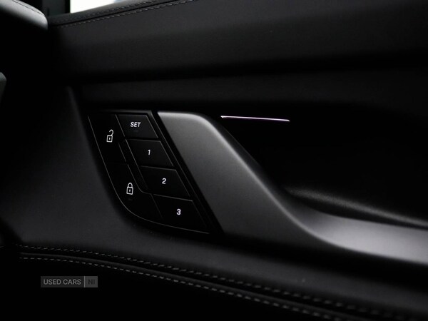 Used Porsche Taycan 2025 for sale - 74228749: Photo 33