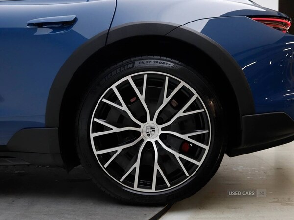 Used Porsche Taycan 2025 for sale - 74228749: Photo 39