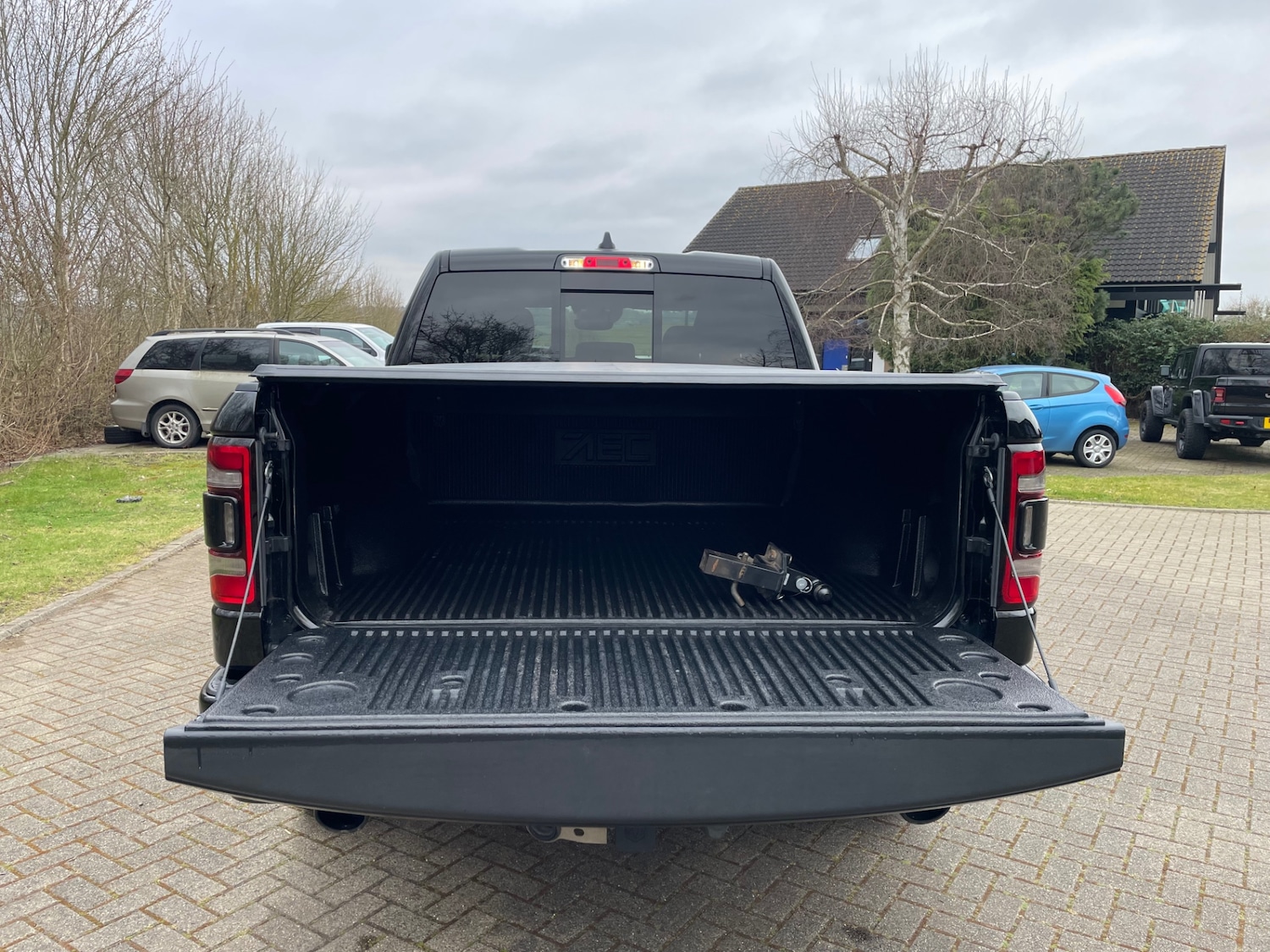 Vehicle 4