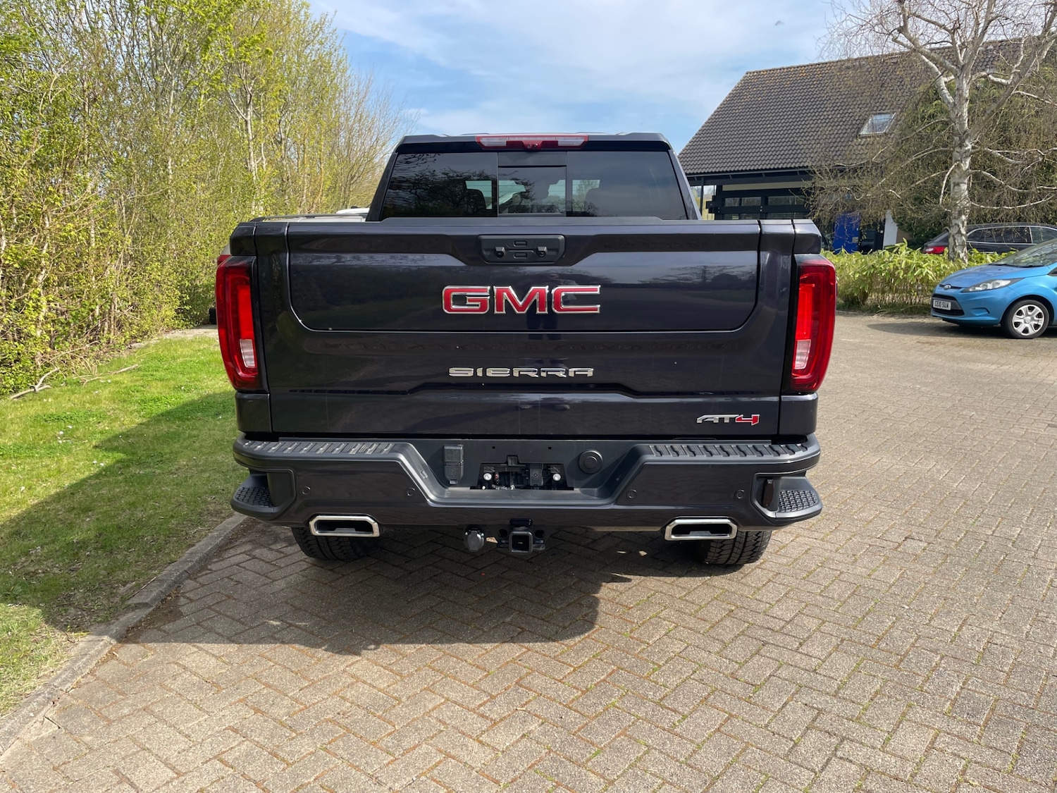 Vehicle 4